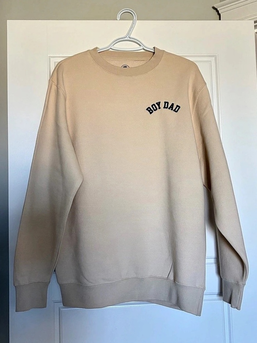 BNWOT Barstool Sports Boy Dad Graphic Crewneck Beige Size Medium Like New